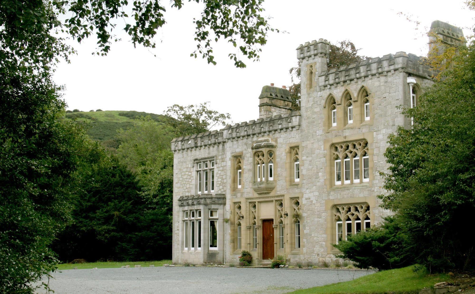 Ffarm Country House Abergele Bagian luar foto